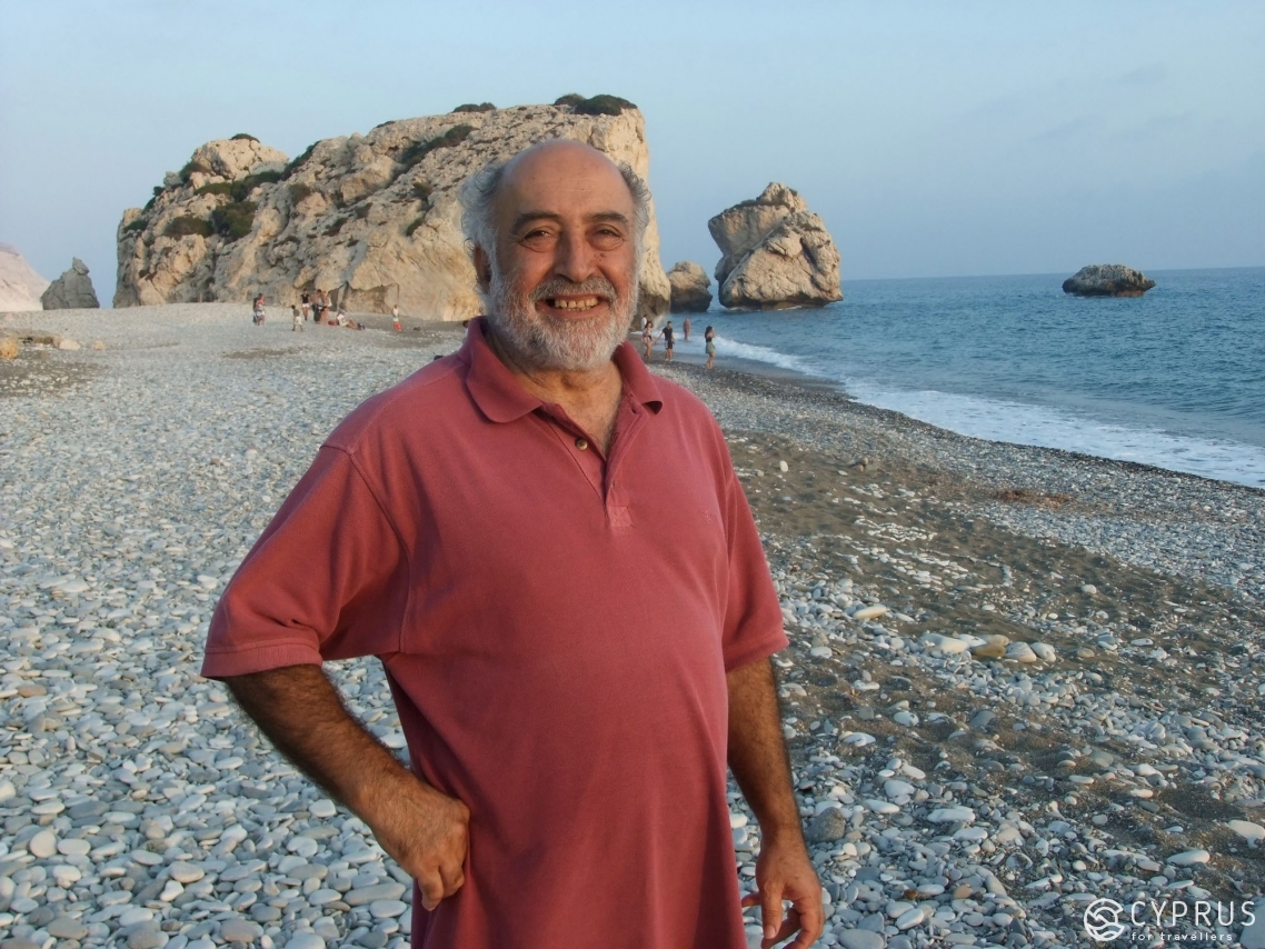 Хамбис Тцангарис Hambis Tsangaris