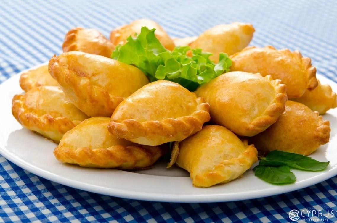Кипрские пирожки Колокотес Кипрские пирожки Колокотес